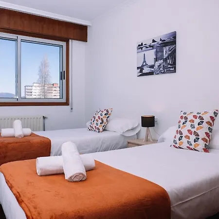 Luminoso Y Comodo Con Parking By Vigo