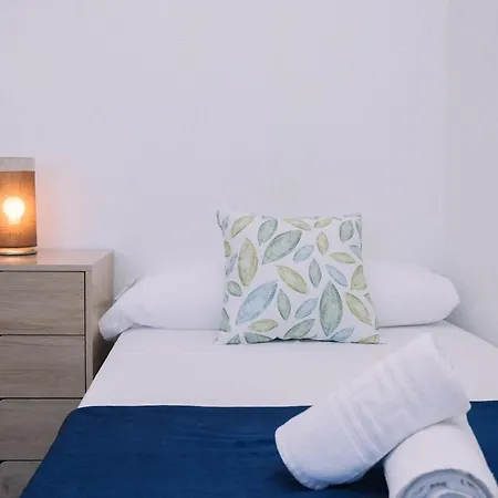 公寓 Luminoso Y Comodo Con Parking By *