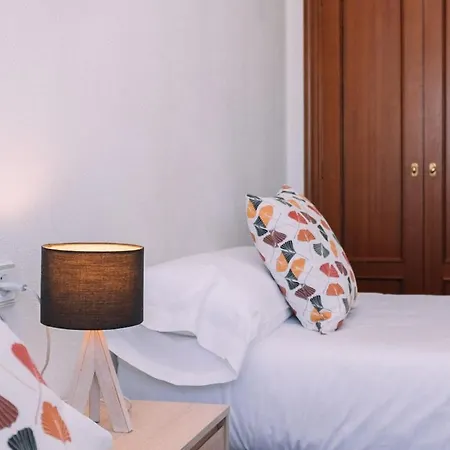 Luminoso Y Comodo Con Parking By Vigo